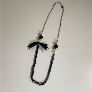 Girly black and pearl necklace